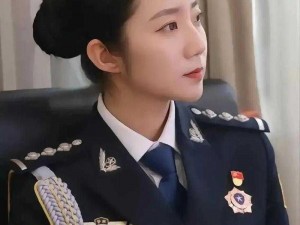 张警官 9 分 10 秒撞玻璃视频：为何如此惊心动魄？